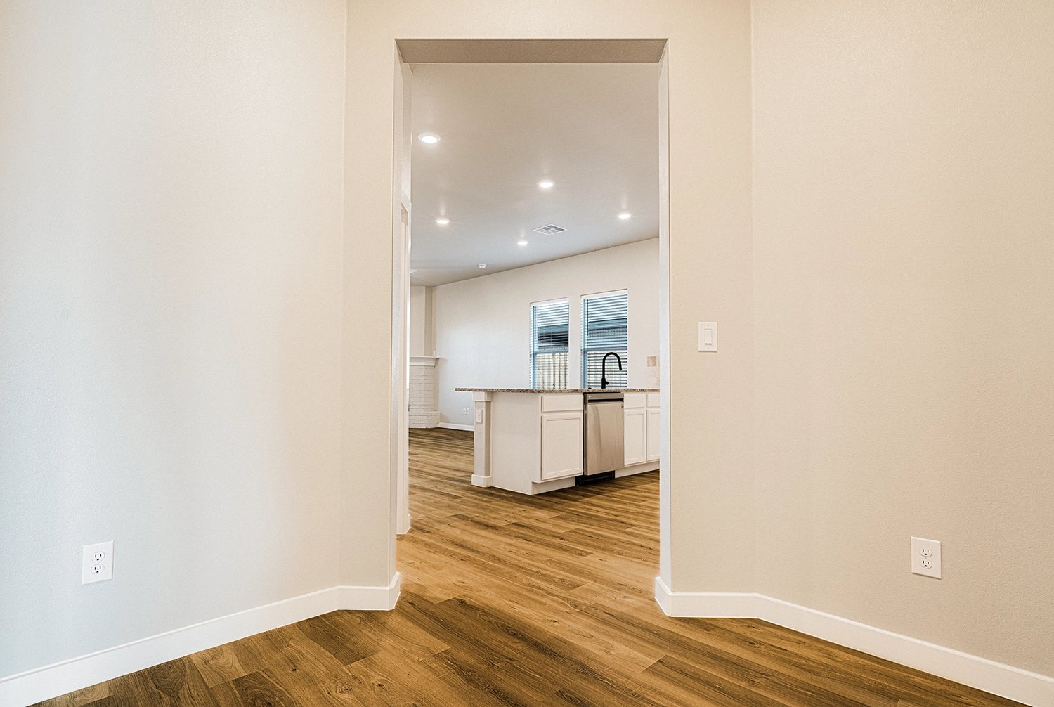 1700kpEntryway