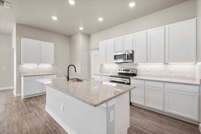 Photo of a Betenbough Homes kitchen.