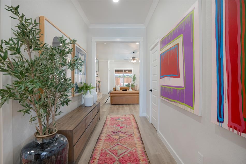 Photo of Betenbough Homes' 2024 Lubbock Parade Home staged hallway.